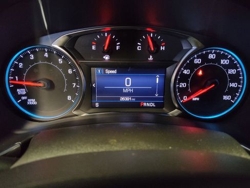Used 2024 Chevrolet Equinox LT FWD image 23