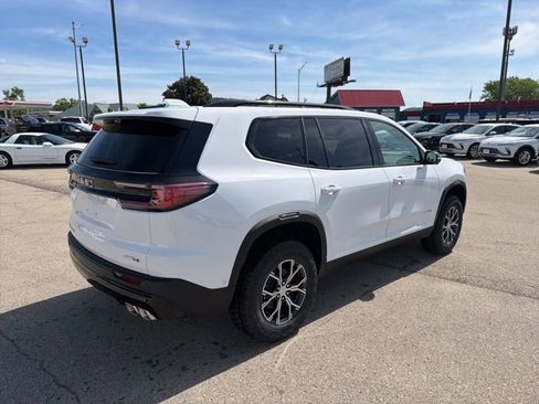 New 2026 GMC Acadia AT4 w/ Super Cruise Package AWD/4WD image 5