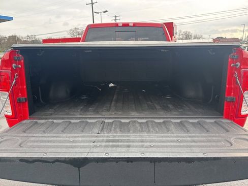 Used 2022 RAM 2500 Tradesman image 11