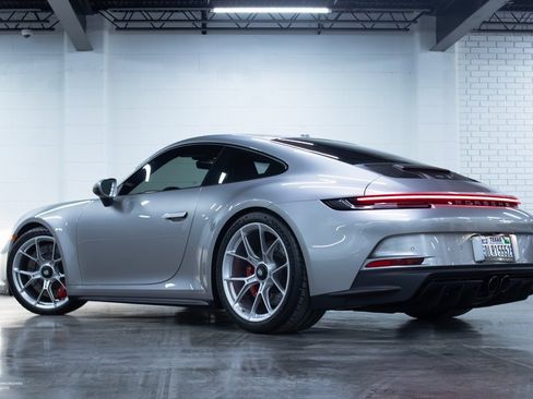 Used 2022 Porsche 911 GT3 image 13