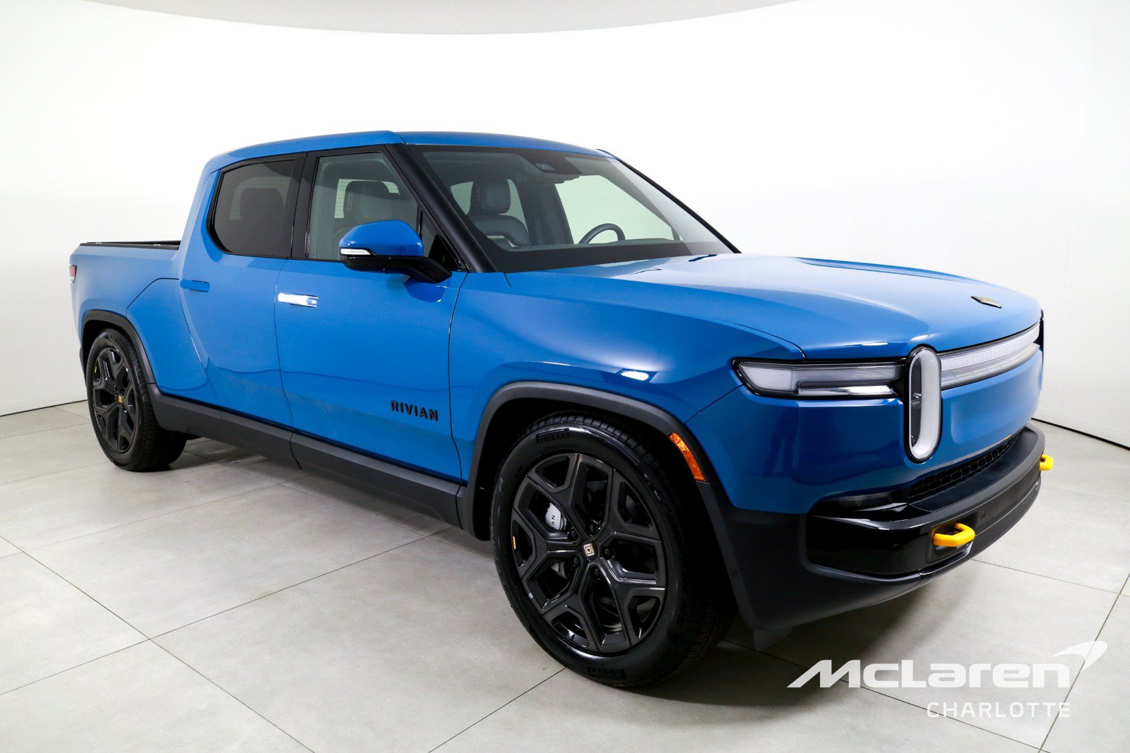 Used 2026 Rivian R1T Adventure Dual AWD/4WD image 3