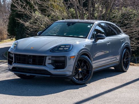Certified 2024 Porsche Cayenne Turbo GT image 1