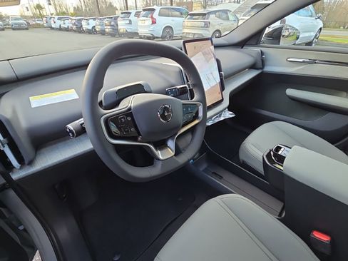 New 2026 Volvo EX30 Ultra w/ Protection Package Premier AWD/4WD image 7