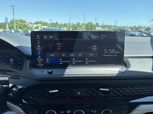 Used 2023 Honda Accord EX-L image 17
