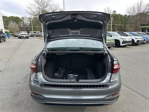 New 2026 Volkswagen Jetta SE image 34