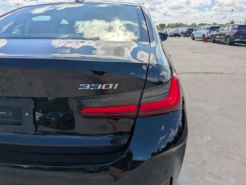 Used 2025 BMW 330i Sedan RWD image 11