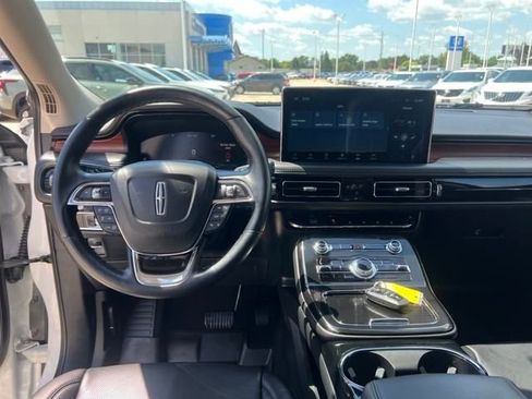 Used 2023 Lincoln Nautilus Reserve w/ Equipment Group 201A image 25
