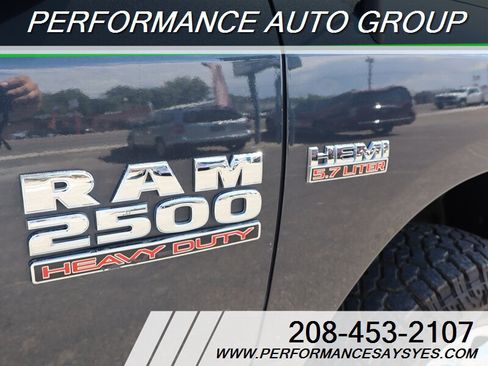 Used 2014 RAM 2500 Tradesman w/ Chrome Appearance Group AWD/4WD image 8