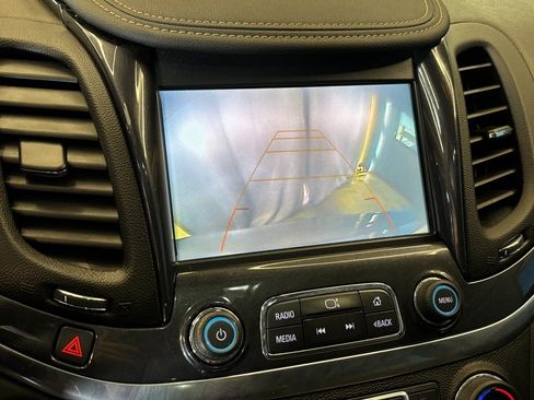 Used 2018 Chevrolet Impala LT image 13