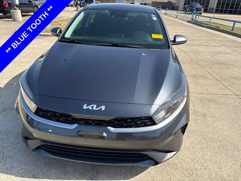 Used 2024 Kia Forte LX FWD image 2