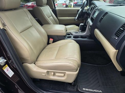Used 2015 Toyota Sequoia Limited RWD image 25