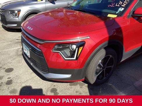 Used 2025 Kia Niro LX FWD image 1