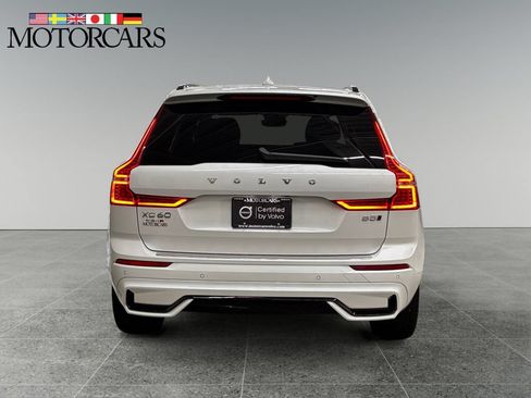Used 2024 Volvo XC60 B5 Plus w/ Protection Package Premier AWD/4WD image 4