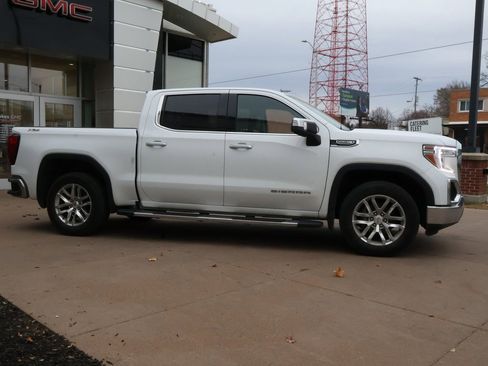 Used 2021 GMC Sierra 1500 SLT w/ SLT Premium Package image 8