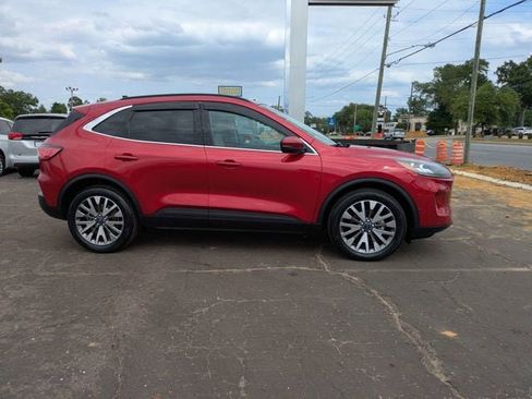 Used 2020 Ford Escape Titanium AWD/4WD image 3