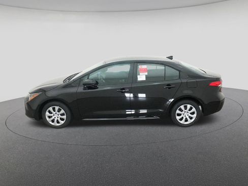 New 2025 Toyota Corolla LE image 3