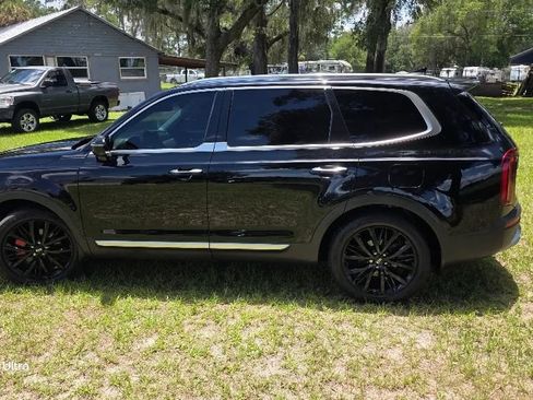 Used 2020 Kia Telluride SX w/ Towing Package FWD image 7
