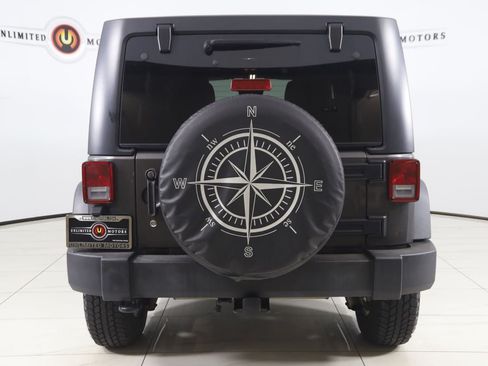Used 2017 Jeep Wrangler Unlimited Sport w/ Quick Order Package 24S AWD/4WD image 35