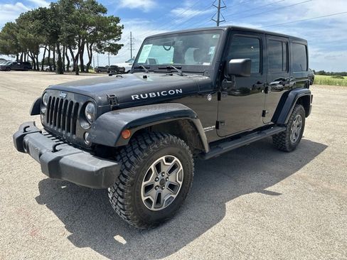 Used 2014 Jeep Wrangler Unlimited Rubicon w/ Connectivity Group AWD/4WD image 1