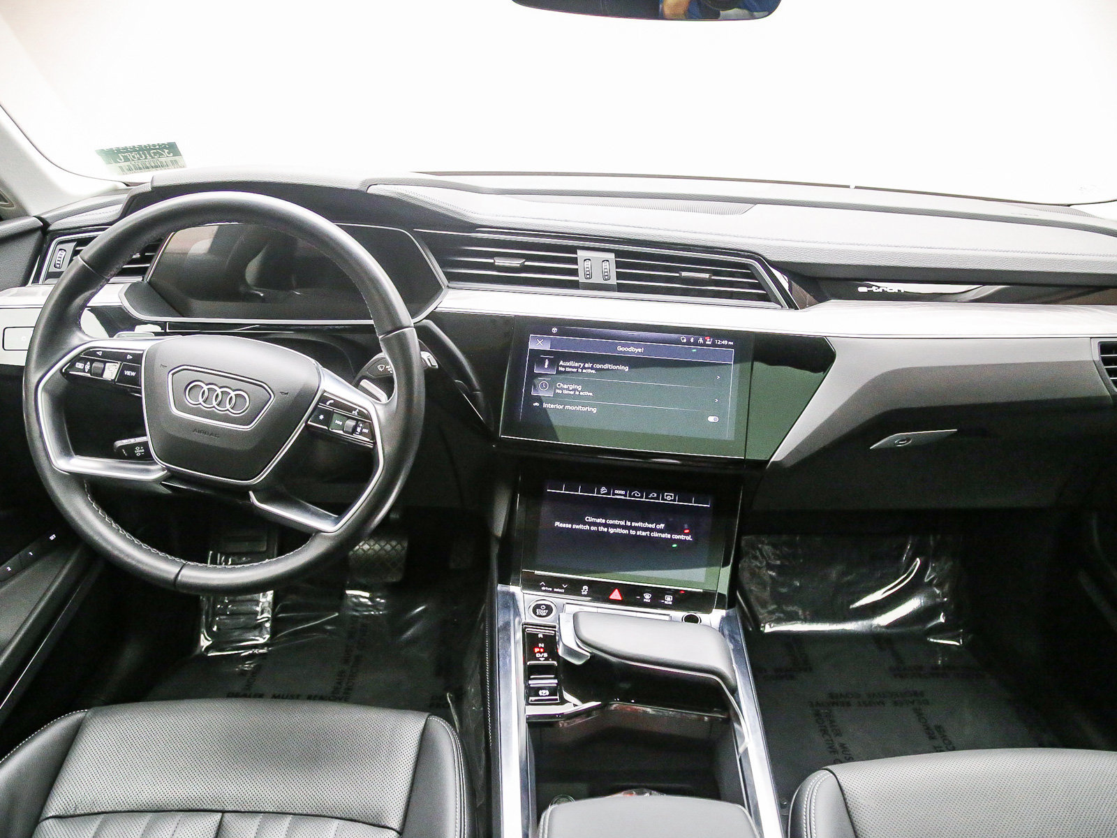 Certified 2024 Audi Q8 e-tron Premium Plus w/ Premium Plus Package AWD/4WD image 13