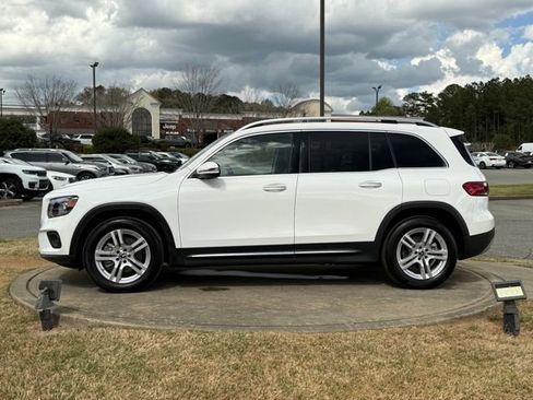 Used 2023 Mercedes-Benz GLB 250 image 4