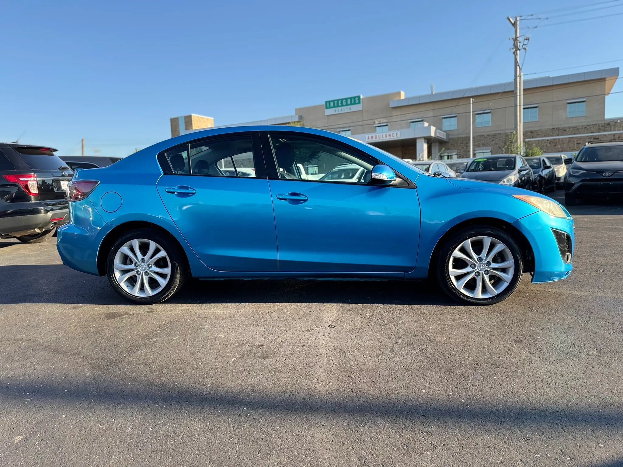 Used 2010 MAZDA MAZDA3 s Sport FWD image 2