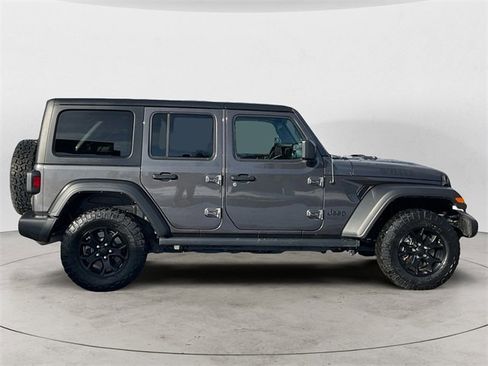 Used 2022 Jeep Wrangler Unlimited Sport image 6