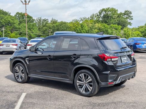 Used 2020 Mitsubishi Outlander Sport SE FWD image 7