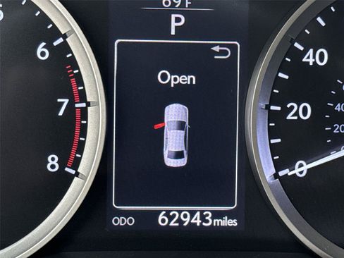 Used 2015 Lexus IS 250 AWD w/ Premium Package image 23
