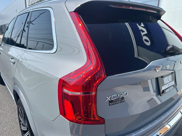 Certified 2024 Volvo XC90 B5 Core w/ Protection Package Premier AWD/4WD image 10
