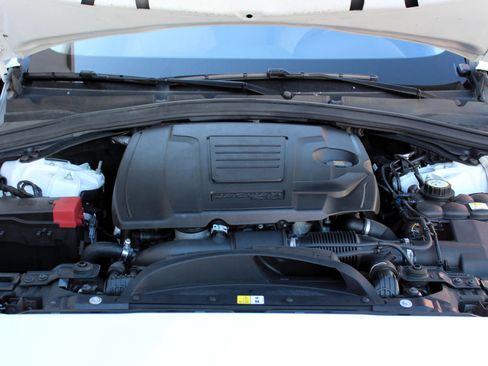 Used 2018 Jaguar F-PACE Prestige image 6