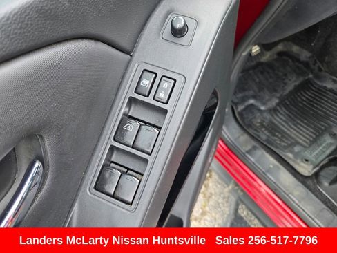 Used 2022 Nissan Frontier PRO-4X w/ Pro-4X Premium Package AWD/4WD image 25