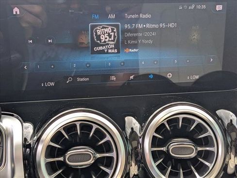 Certified 2022 Mercedes-Benz GLB 250 image 13