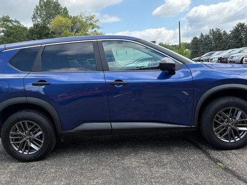 Used 2023 Nissan Rogue S AWD/4WD image 11