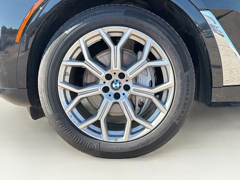 Used 2023 BMW X7 xDrive40i image 42