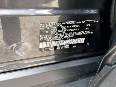 Used 2024 Toyota RAV4 XLE FWD image 34