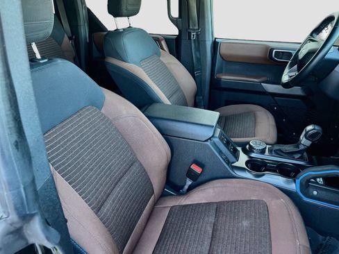 Used 2023 Ford Bronco Outer Banks AWD/4WD image 27