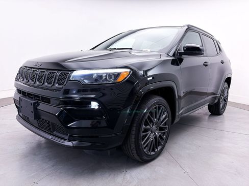 Used 2023 Jeep Compass High Altitude AWD/4WD image 14