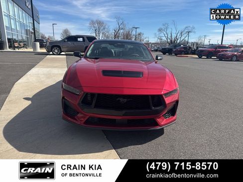 Used 2024 Ford Mustang GT Premium image 4