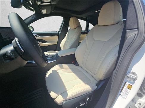 Used 2026 BMW 430i w/ Premium Package RWD image 16