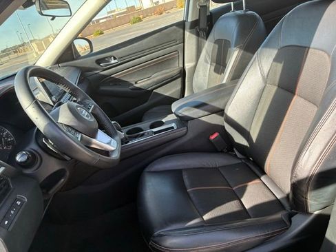 Used 2022 Nissan Altima 2.5 SR image 12