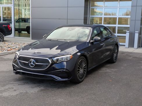 New 2026 Mercedes-Benz E 350 4MATIC Sedan image 8