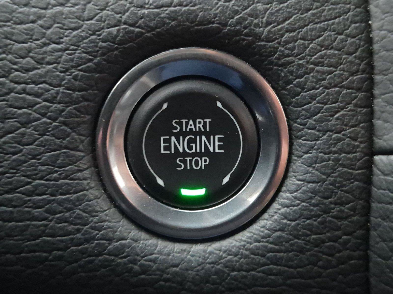 Used 2024 GMC Yukon Denali RWD image 23