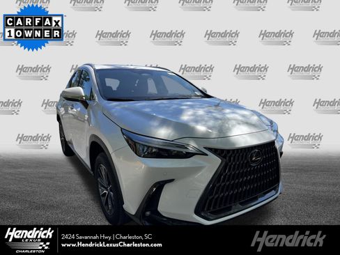 Used 2025 Lexus NX 250 FWD w/ Towing Package (2000 Lbs) image 1