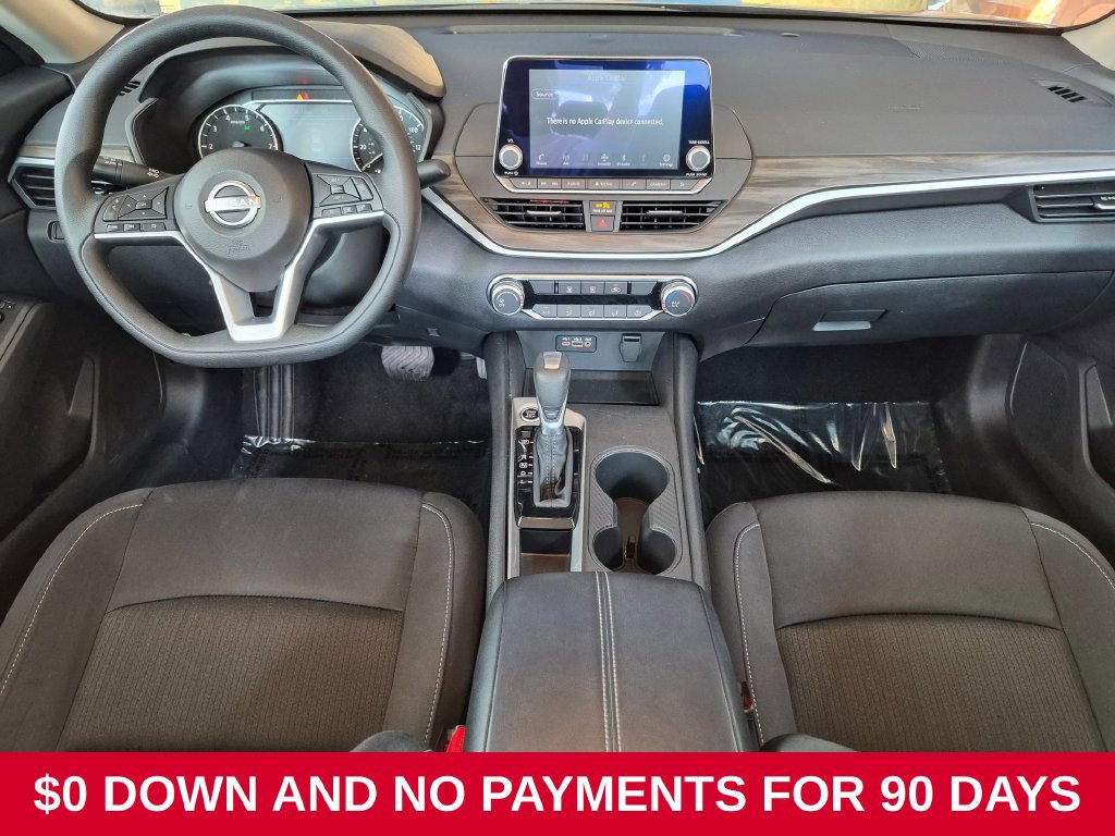 Used 2025 Nissan Altima 2.5 SV FWD image 24