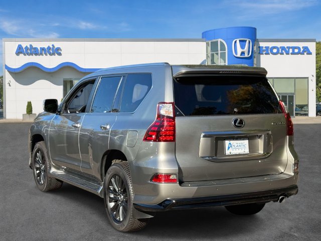 Used 2022 Lexus GX 460 Luxury w/ Sport Design Package AWD/4WD image 6