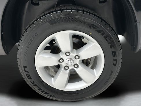 Used 2024 RAM 1500 Classic SLT AWD/4WD image 9