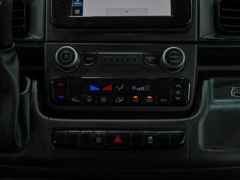 Used 2025 RAM ProMaster 2500 w/ Convenience Group FWD image 24