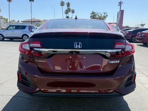 Used 2018 Honda Clarity Plug-In Hybrid image 4