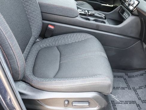 Used 2025 Honda Pilot Sport image 38